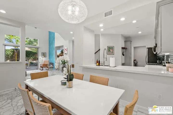380 Ameno Drive, Palm Springs, California 92262