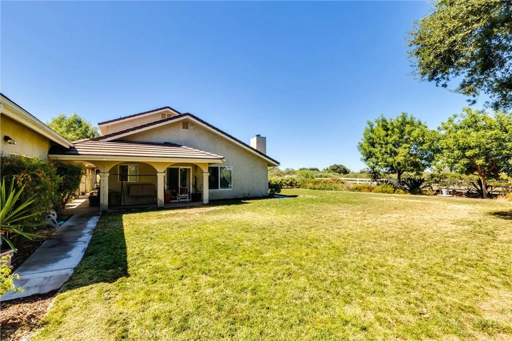 5055 Rancho La Loma Linda Drive, Paso Robles, California 93446 home-pic-36