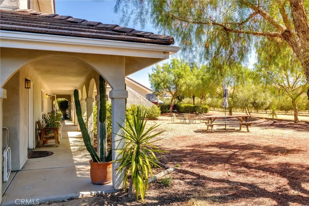 5055 Rancho La Loma Linda Drive, Paso Robles, California 93446 home-pic-27