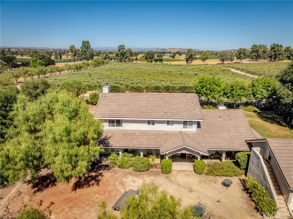 5055 Rancho La Loma Linda Drive, Paso Robles, California 93446 home-pic-50