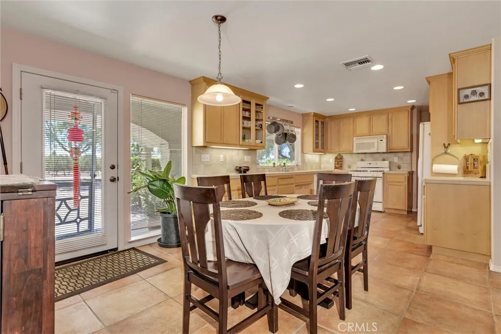 5055 Rancho La Loma Linda Drive, Paso Robles, California 93446 home-pic-11