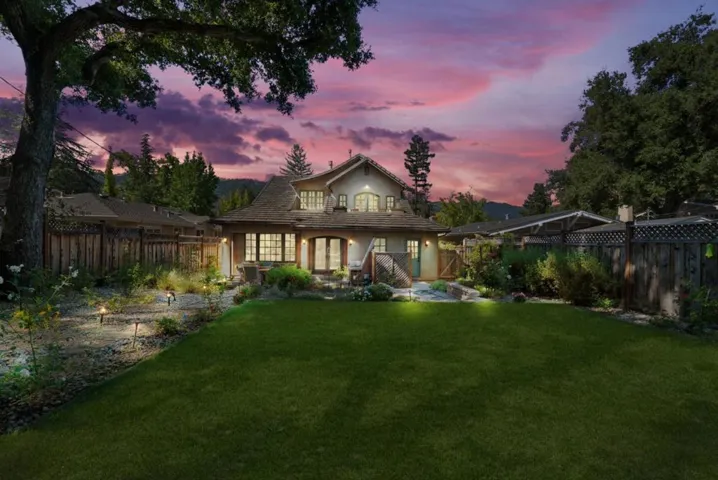 20283 La Paloma Avenue, Saratoga, California 95070