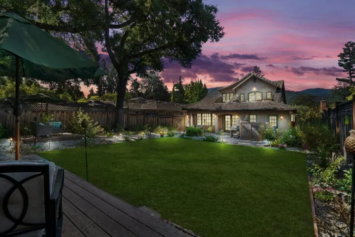 20283 La Paloma Avenue, Saratoga, California 95070