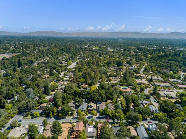 20283 La Paloma Avenue, Saratoga, California 95070
