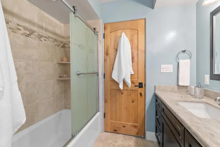 20283 La Paloma Avenue, Saratoga, California 95070