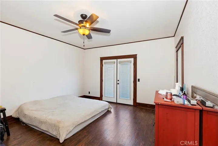 9245 Bellflower Street, Oak Hills, California 92344