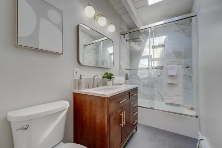 20 Roosevelt Circle, Palo Alto, California 94306