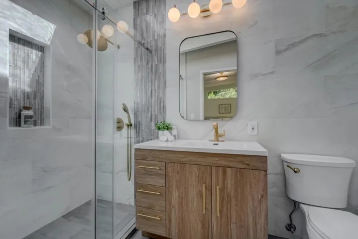 20 Roosevelt Circle, Palo Alto, California 94306
