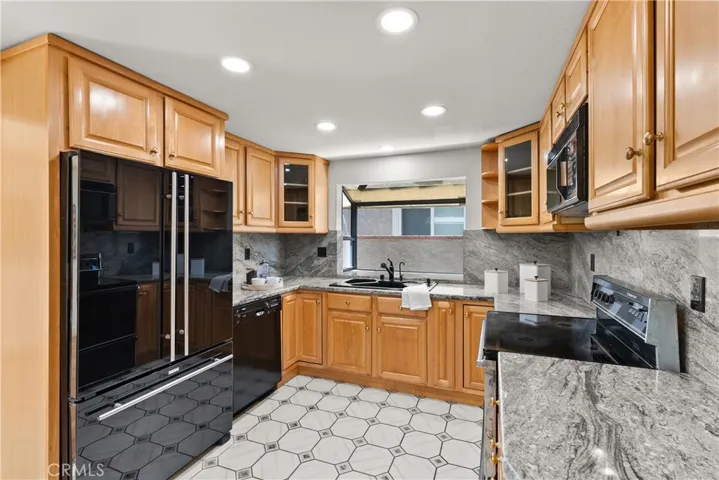 20390 Via Rivera, Yorba Linda, California 92886