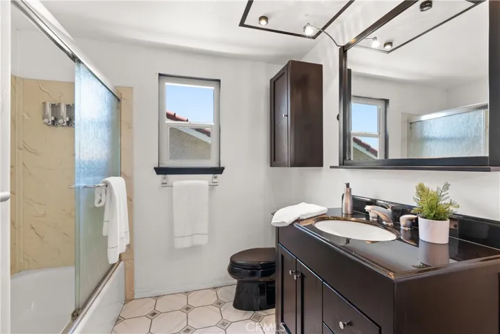 20390 Via Rivera, Yorba Linda, California 92886