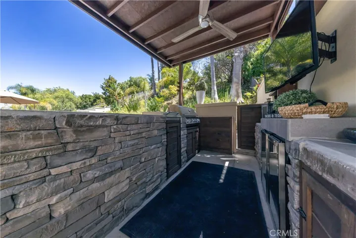 968 S Creekview Lane, Anaheim Hills, California 92808
