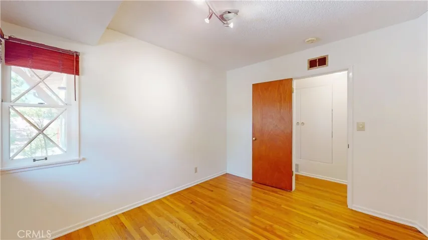 2319 Jayma Lane, La Crescenta, California 91214