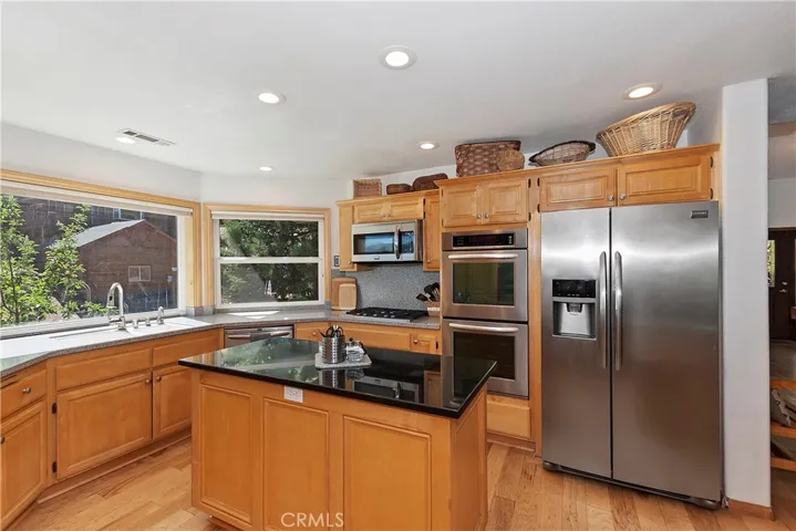 40550 Quail Run Road, Big Bear, California 92315