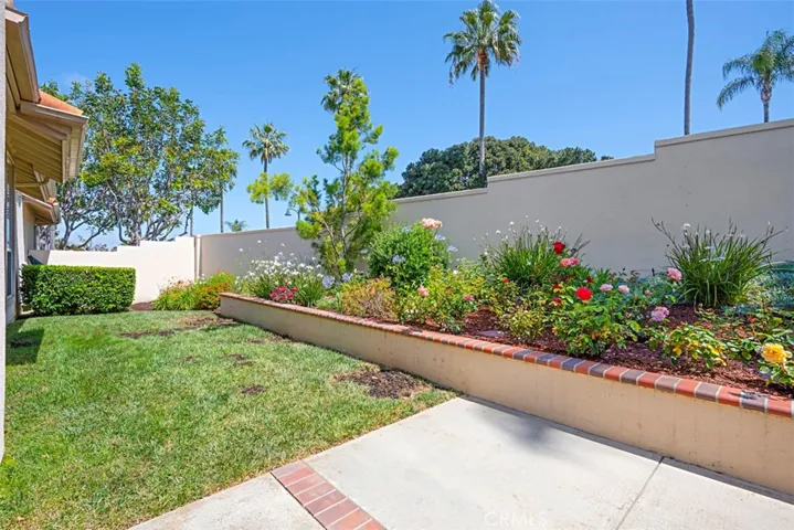 21412 Canaria, Mission Viejo, California 92692