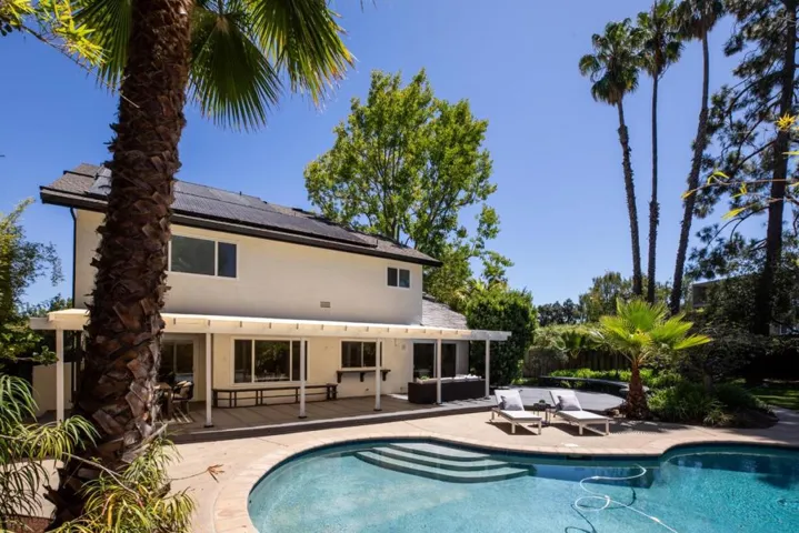 4170 Wallis Court, Palo Alto, California 94306