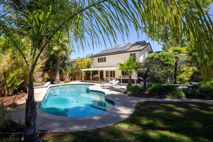 4170 Wallis Court, Palo Alto, California 94306