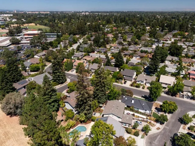 4170 Wallis Court, Palo Alto, California 94306