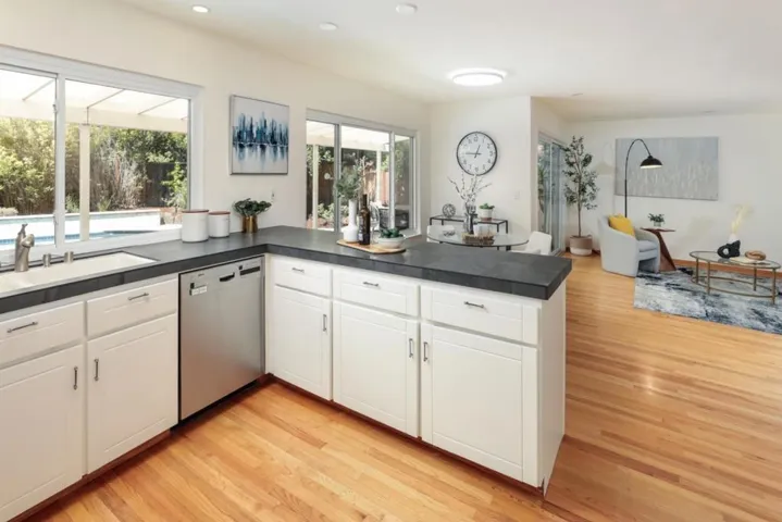 4170 Wallis Court, Palo Alto, California 94306
