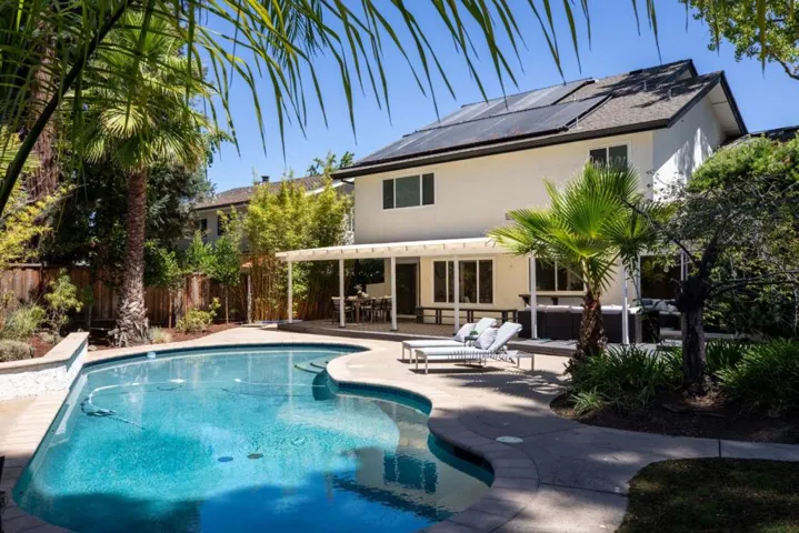 4170 Wallis Court, Palo Alto, California 94306