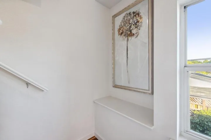 307 Old County Road 4, San Carlos, California 94070