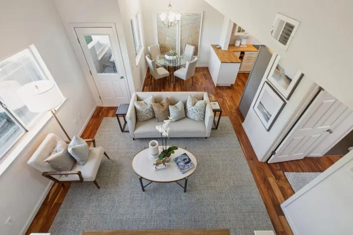 307 Old County Road 4, San Carlos, California 94070