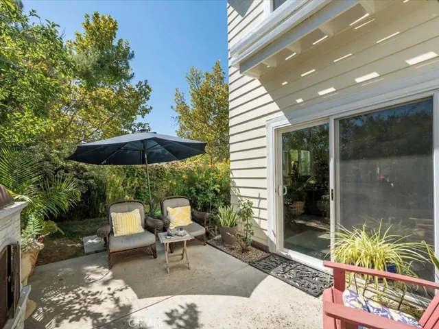 24450 Snowy Owl Court, Valencia, California 91355