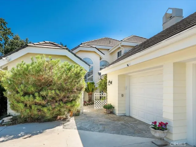 24450 Snowy Owl Court, Valencia, California 91355