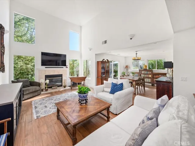24450 Snowy Owl Court, Valencia, California 91355