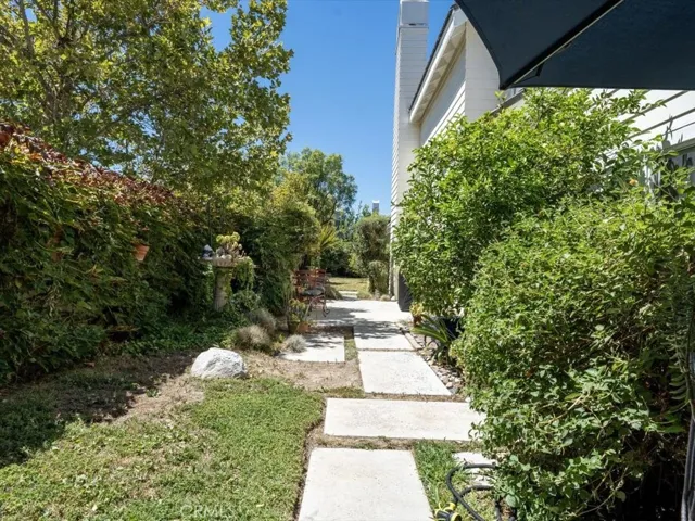 24450 Snowy Owl Court, Valencia, California 91355