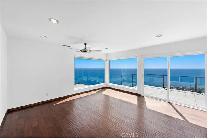 875 Baja Street, Laguna Beach, California 92651