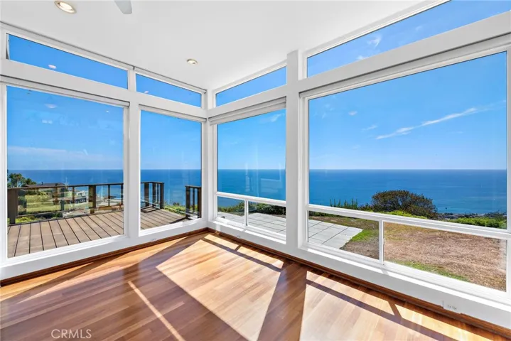 875 Baja Street, Laguna Beach, California 92651