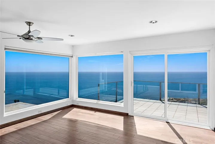 875 Baja Street, Laguna Beach, California 92651