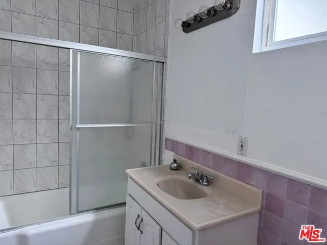 1101 Euclid Street E, Santa Monica, California 90403