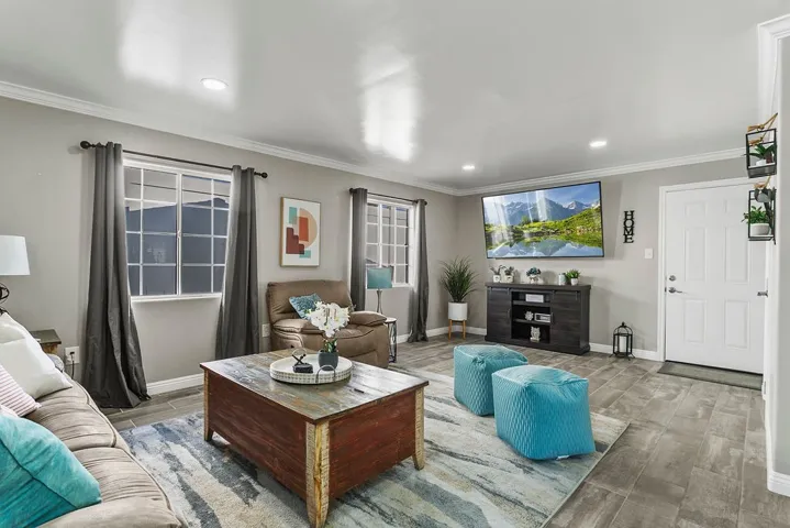 9845 Greenwood Avenue, Montclair, California 91763