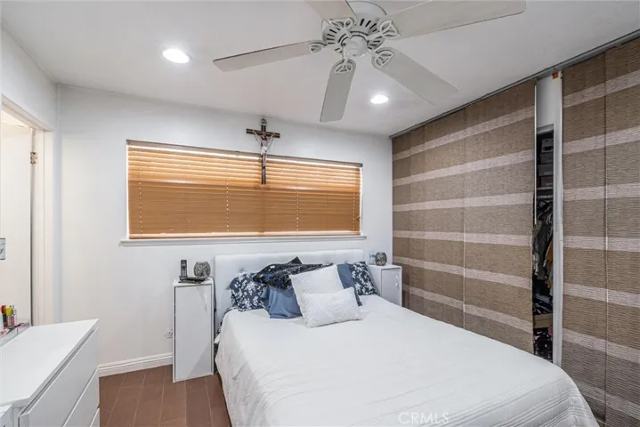 29441 Florabunda Road, Canyon Country, California 91387