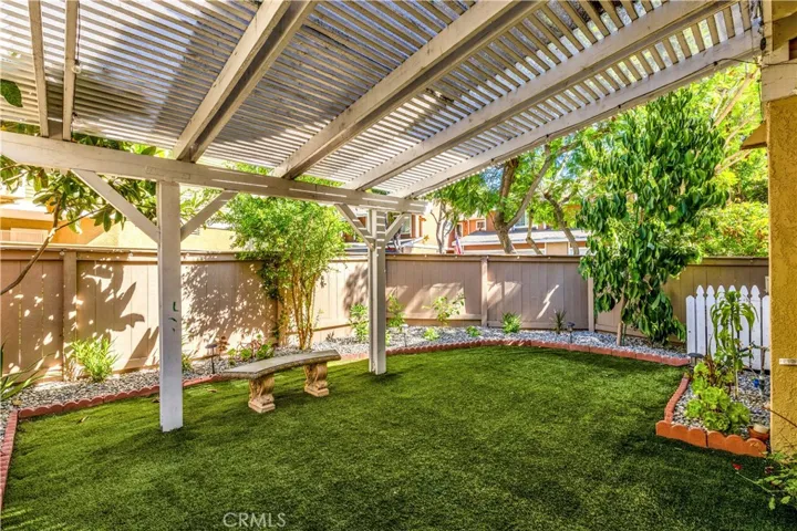 22 Rosewood, Aliso Viejo, California 92656