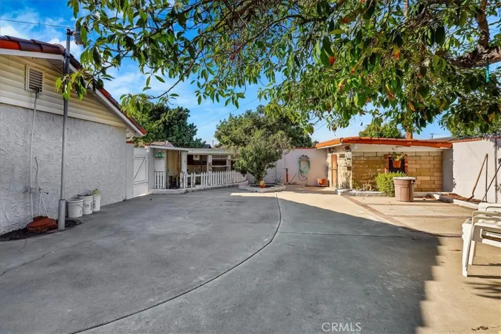 7752 Chester Avenue, Stanton, California 90680