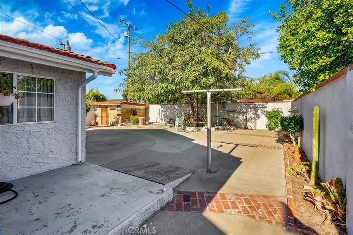 7752 Chester Avenue, Stanton, California 90680
