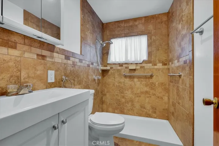 7752 Chester Avenue, Stanton, California 90680