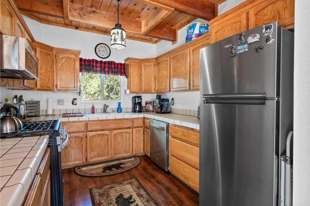 1257 Iroquois Lane, Fawnskin, California 92333 home-pic-20