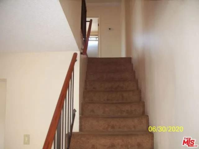 13412 Burbank Boulevard 1, Sherman Oaks, California 91401