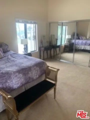 13412 Burbank Boulevard 1, Sherman Oaks, California 91401