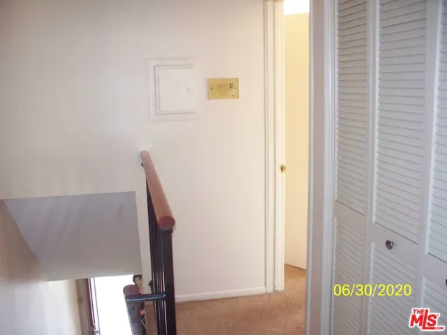 13412 Burbank Boulevard 1, Sherman Oaks, California 91401