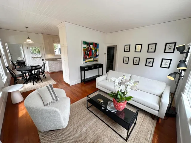 252 Chestnut Street, Pacific Grove, California 93950