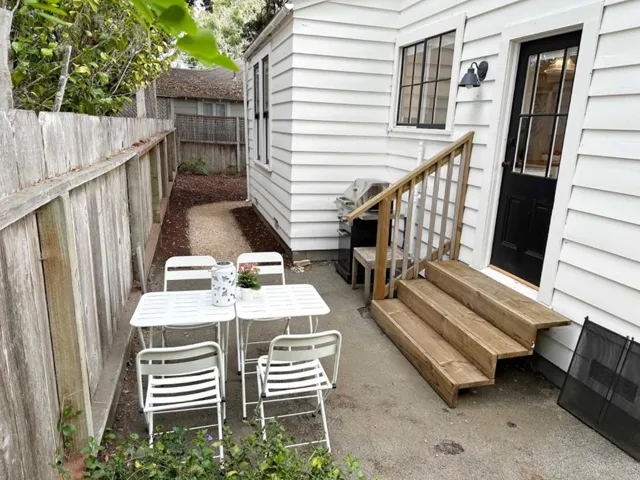 252 Chestnut Street, Pacific Grove, California 93950