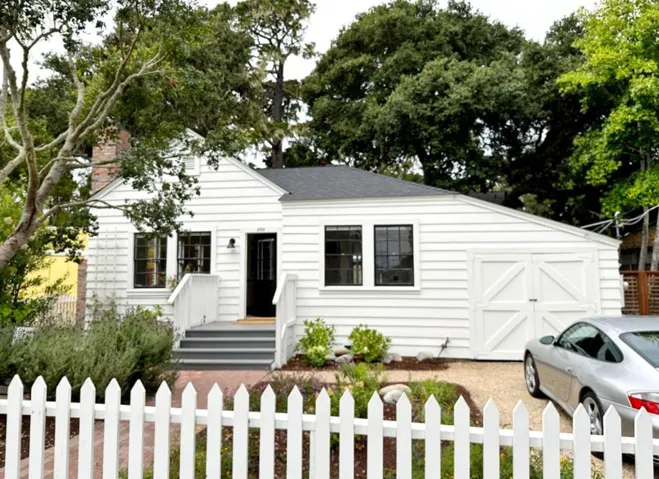 252 Chestnut Street, Pacific Grove, California 93950