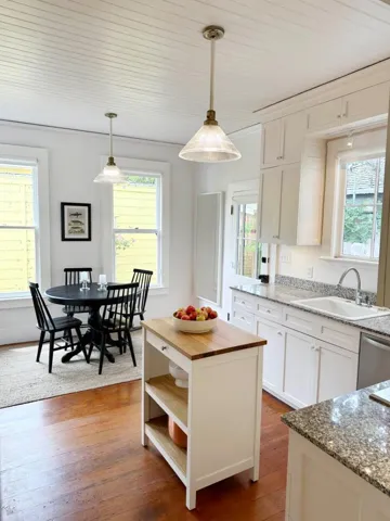 252 Chestnut Street, Pacific Grove, California 93950