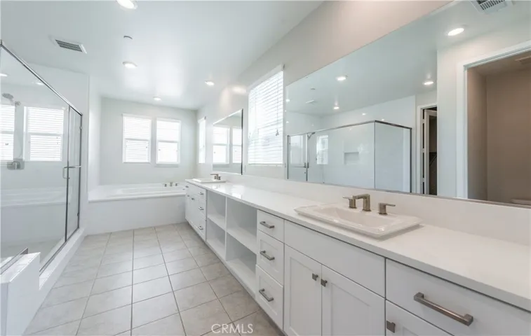 631 Cardona, Lake Forest, California 92630