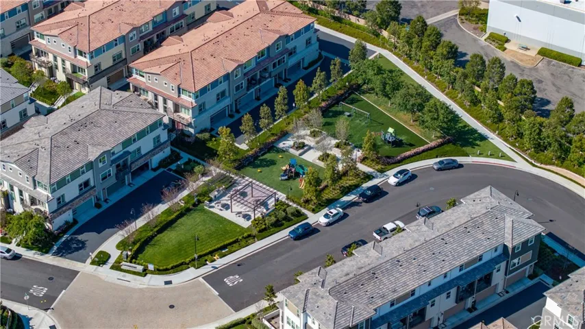 631 Cardona, Lake Forest, California 92630
