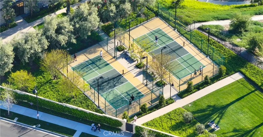 631 Cardona, Lake Forest, California 92630